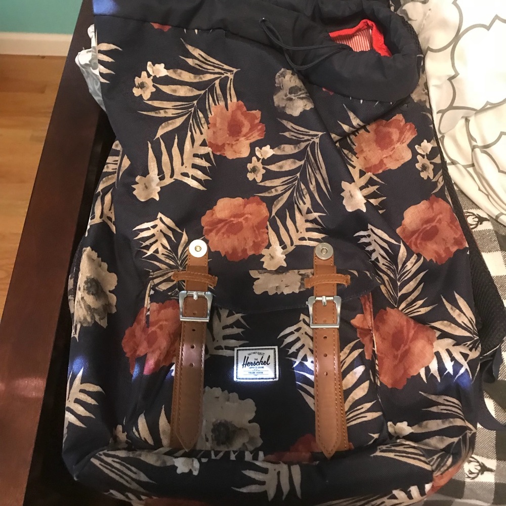Hardly used Herschel little America backpack